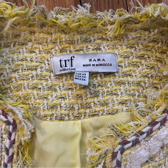 Barely used yellow Zara blazer, size XS - Picture 4 of 6